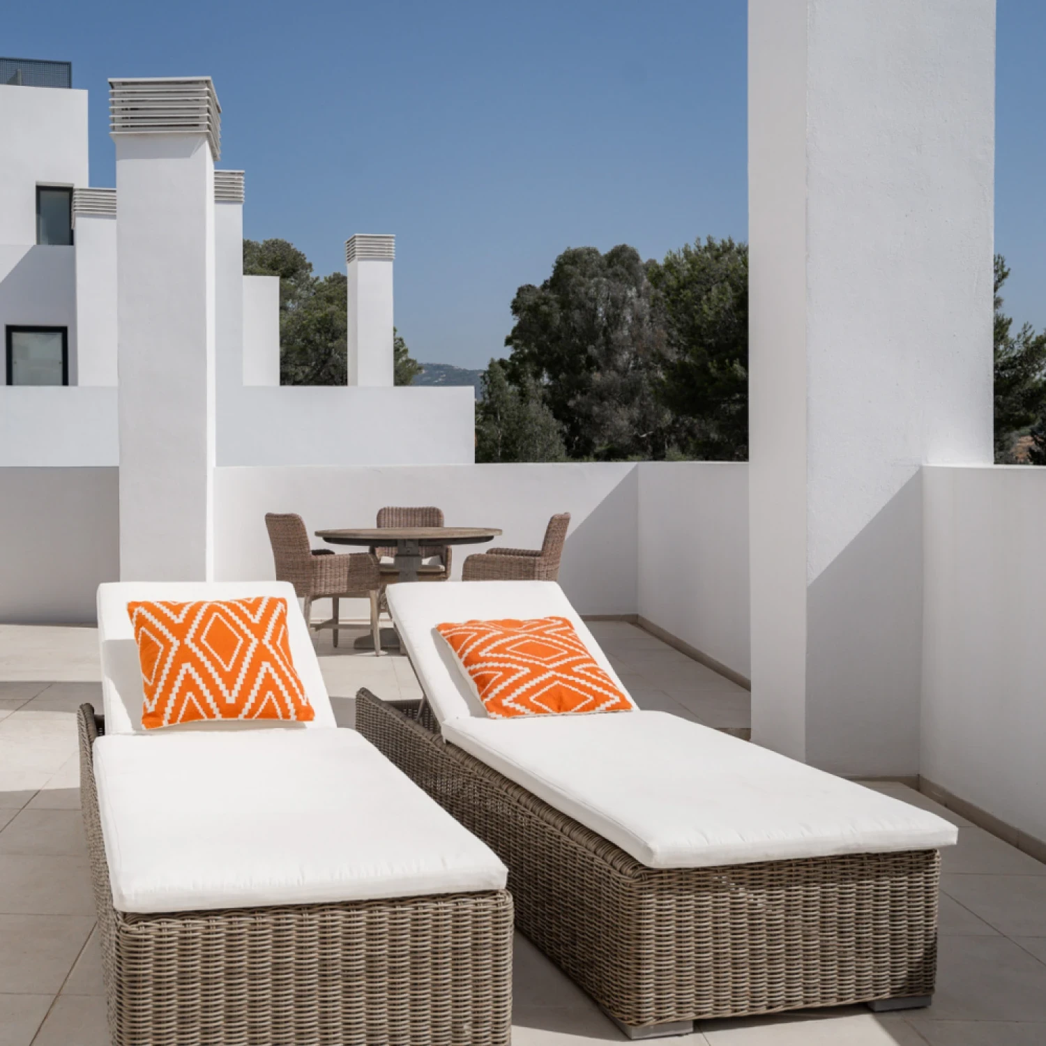 Click to open gallery