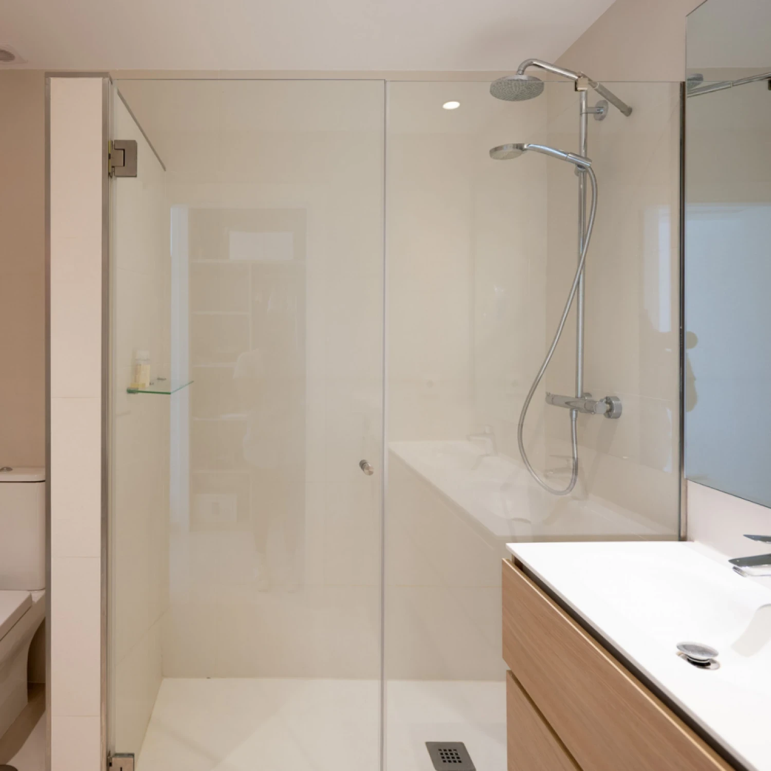 Click to open gallery