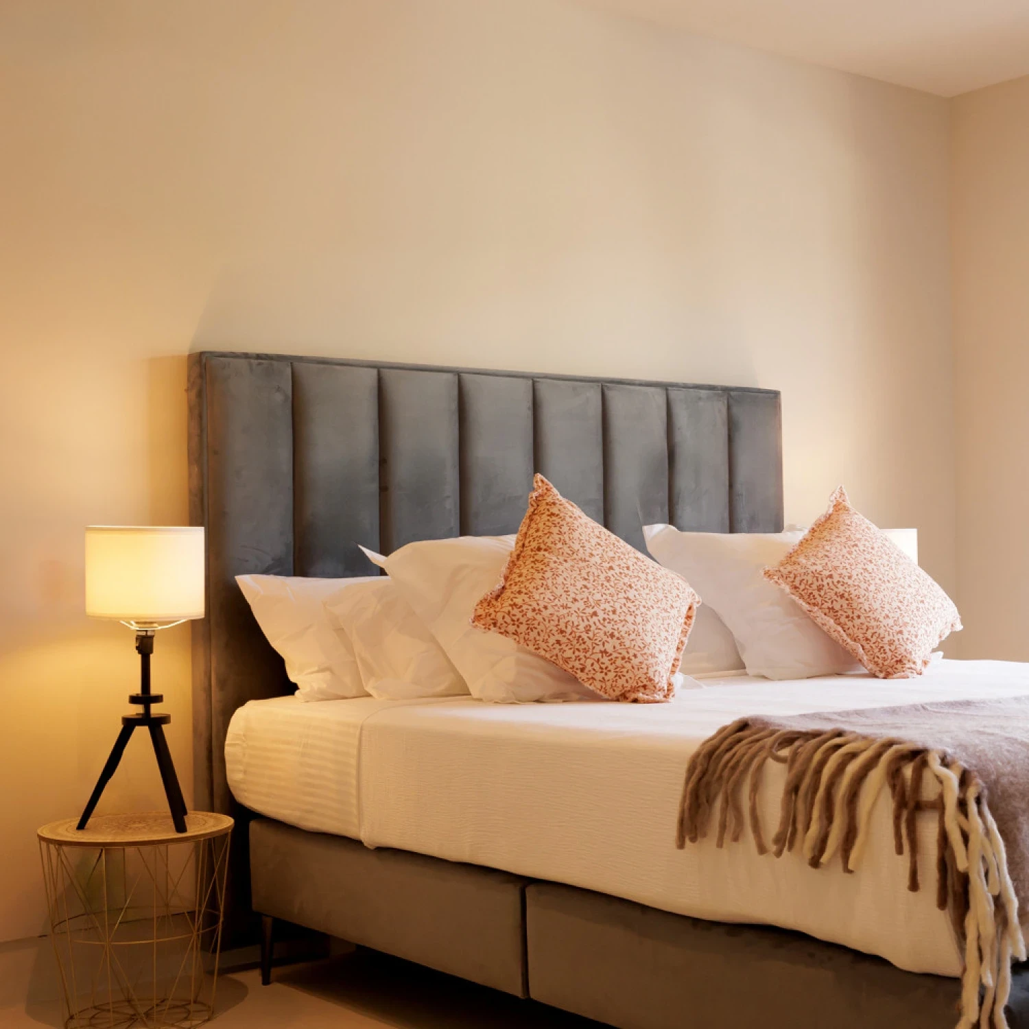 Click to open gallery