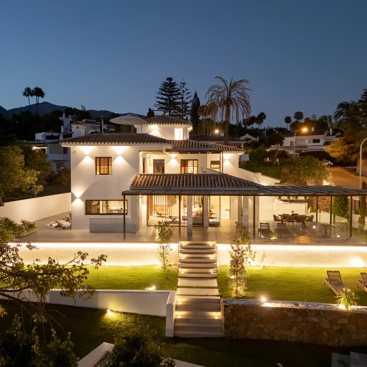 Click to open gallery