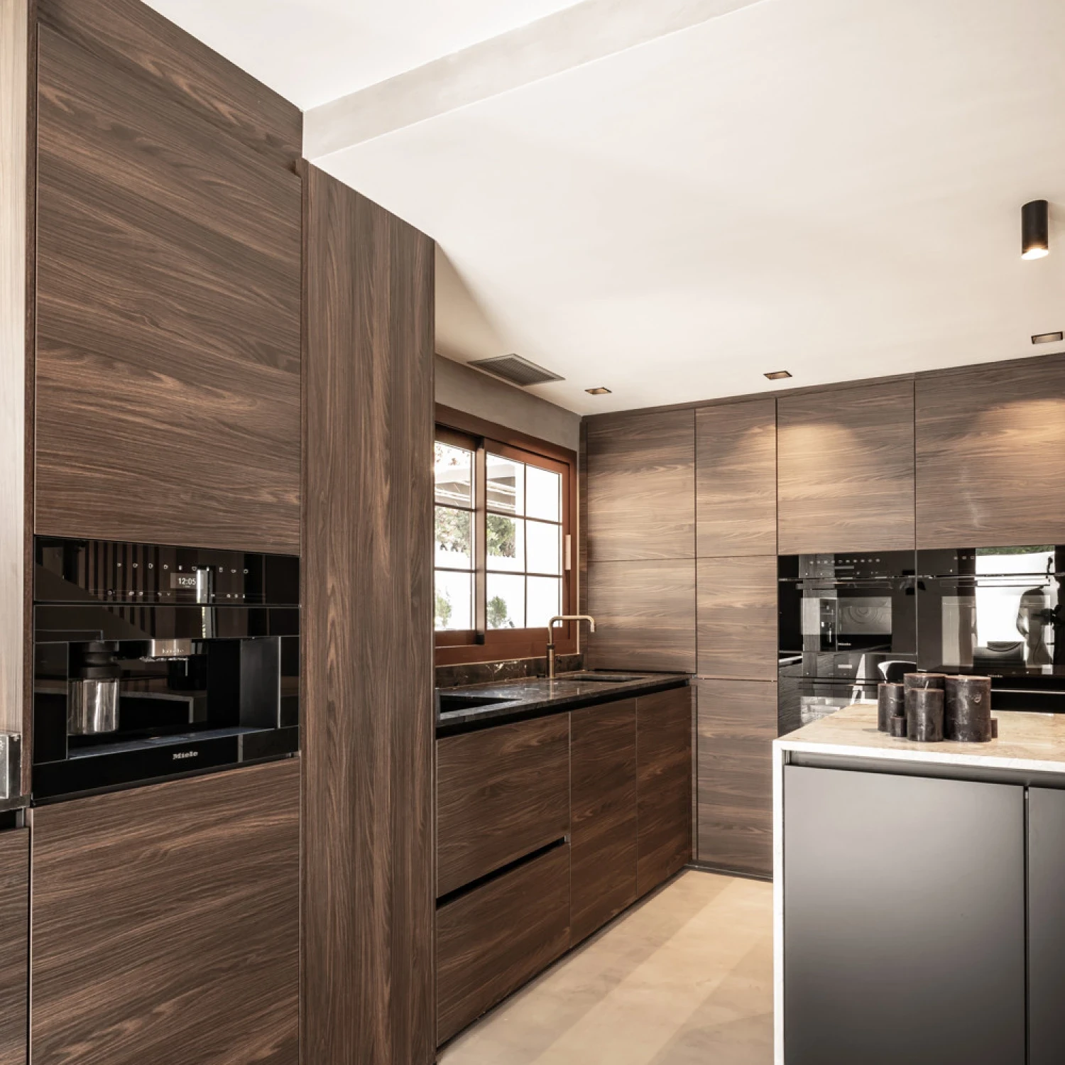 Click to open gallery