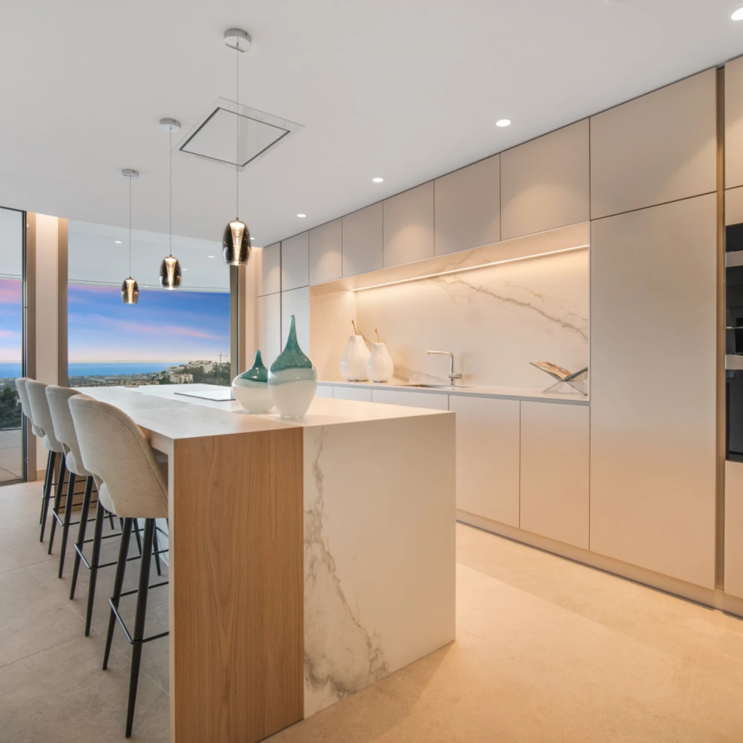 Click to open gallery