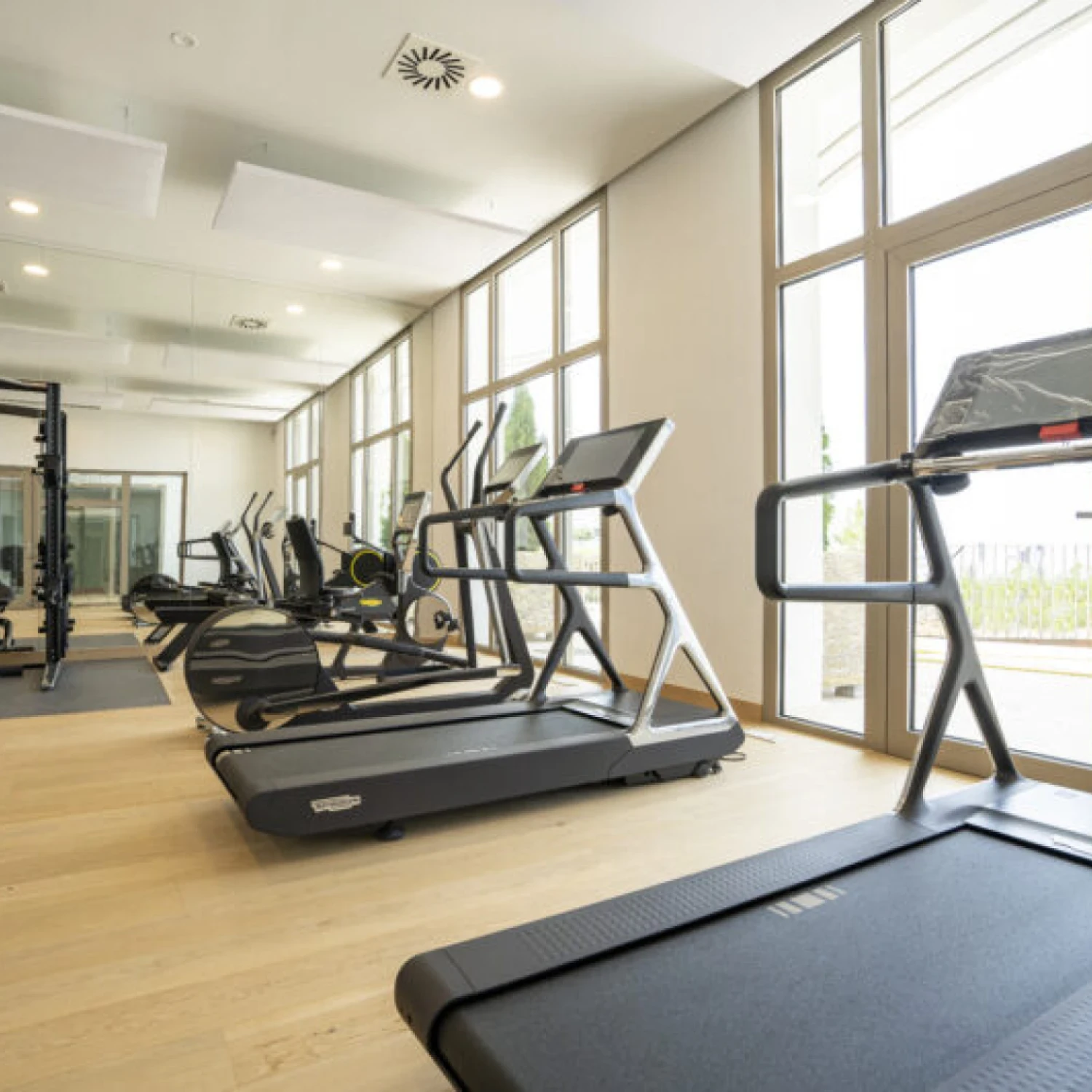 Click to open gallery