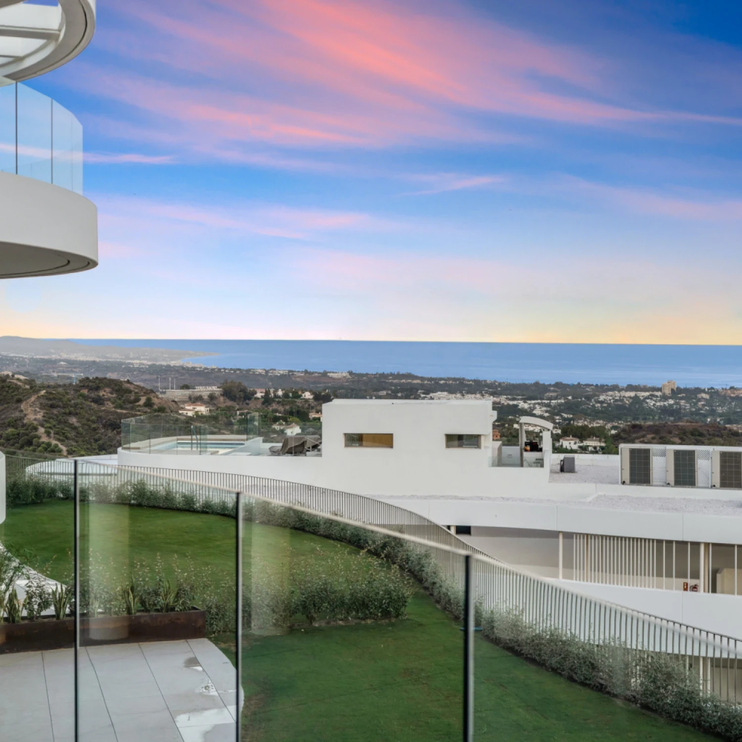 Click to open gallery