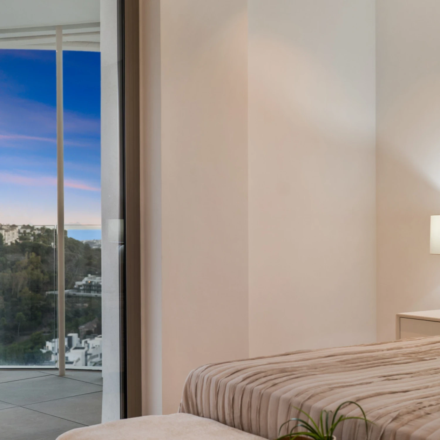 Click to open gallery