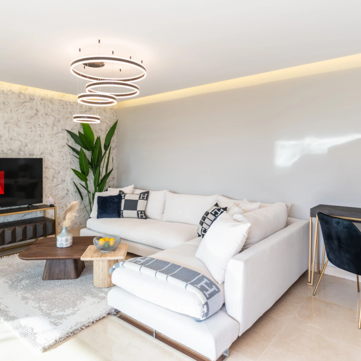 Click to open gallery