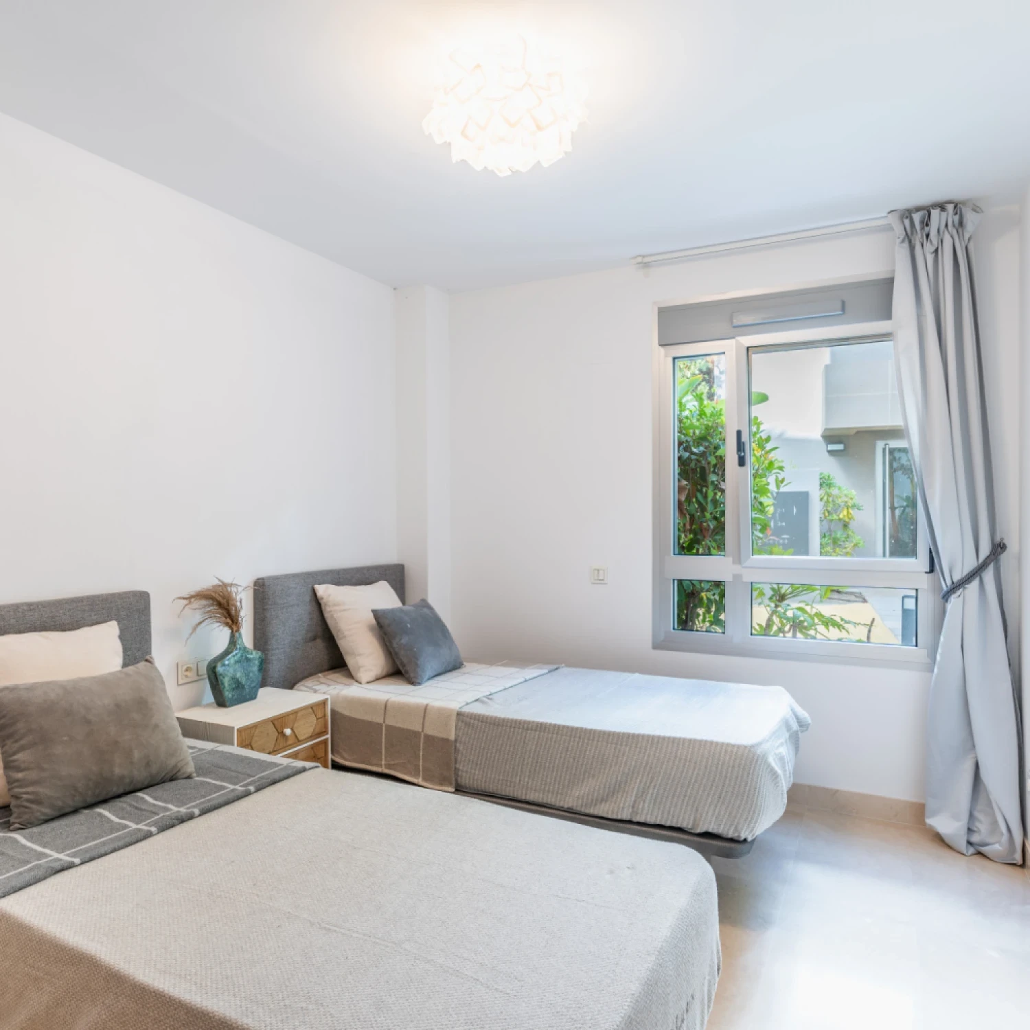 Click to open gallery