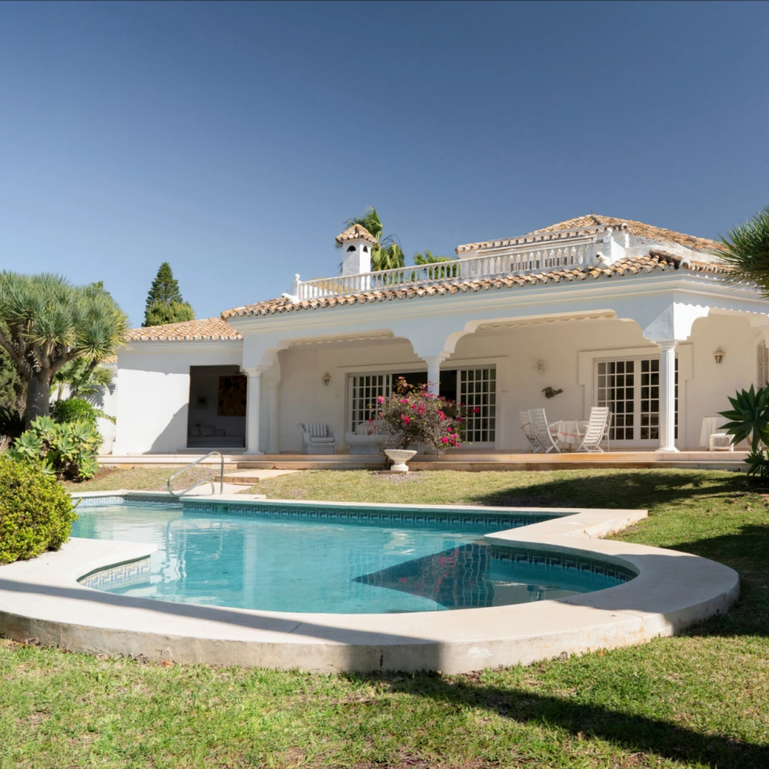 Click to open gallery