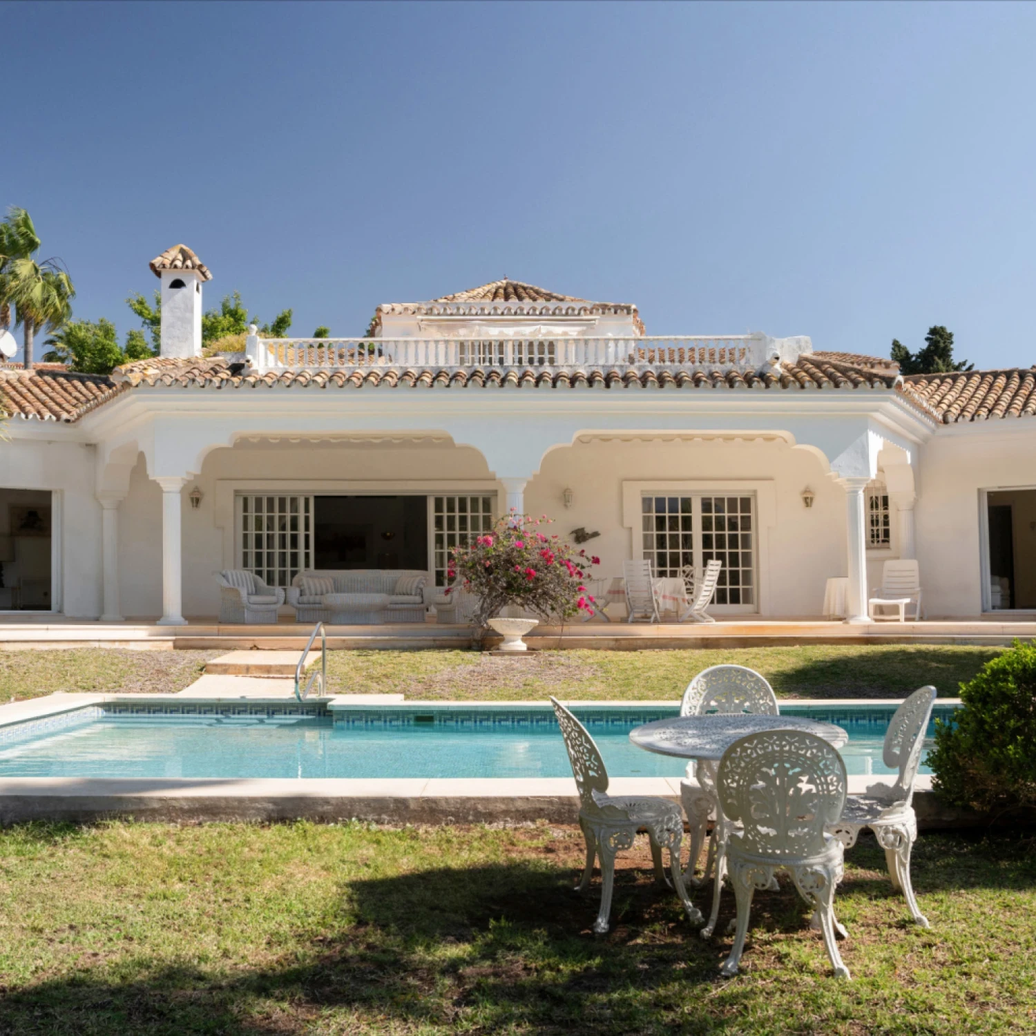 Click to open gallery