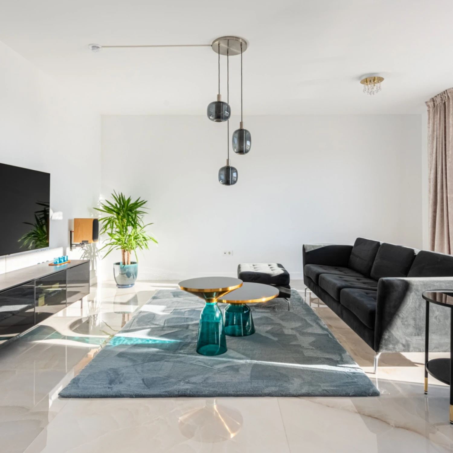 Click to open gallery