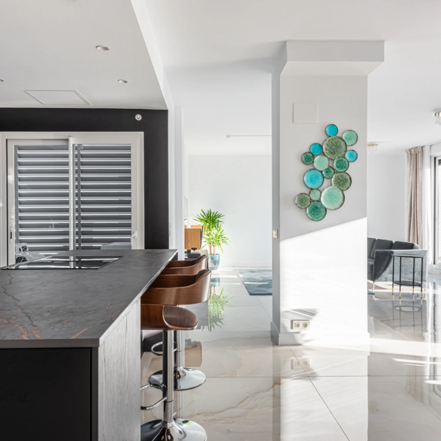 Click to open gallery