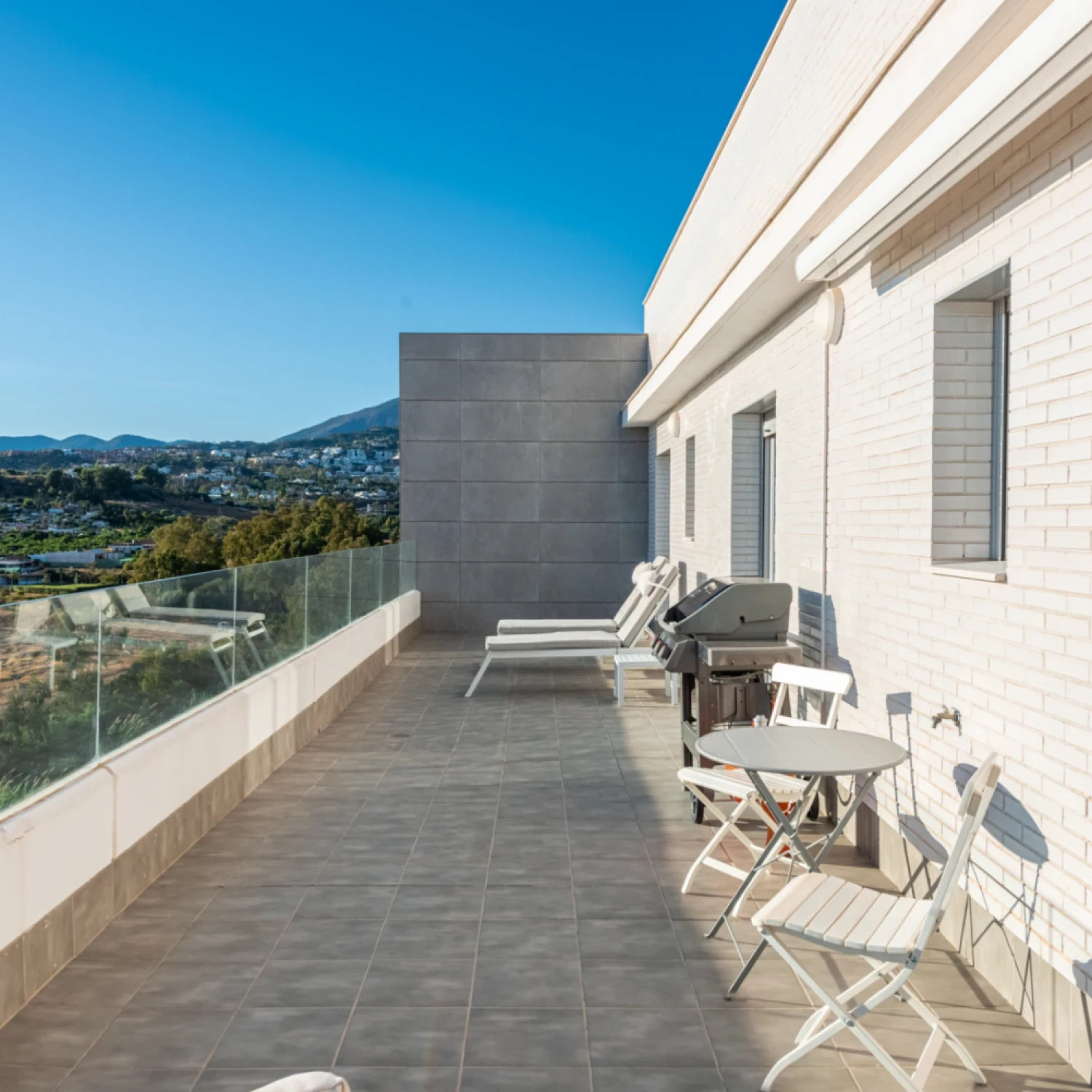 Click to open gallery