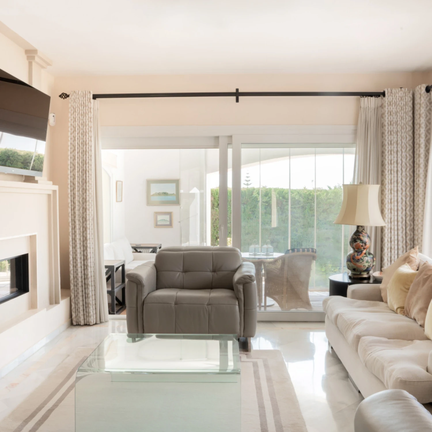 Click to open gallery