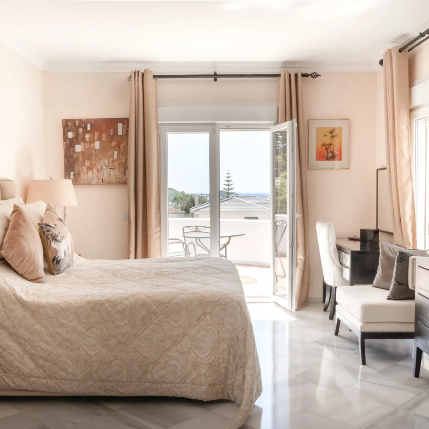 Click to open gallery