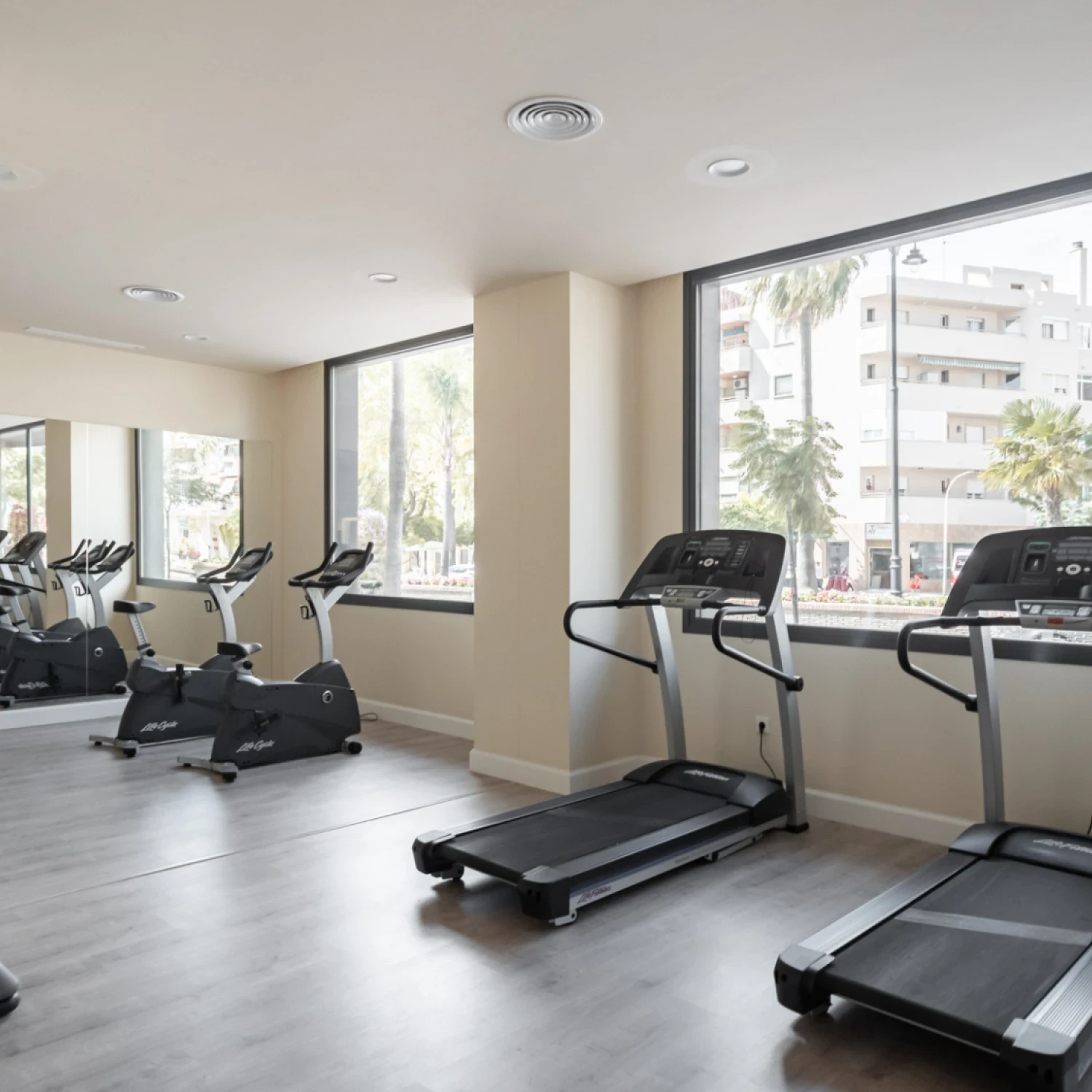 Click to open gallery