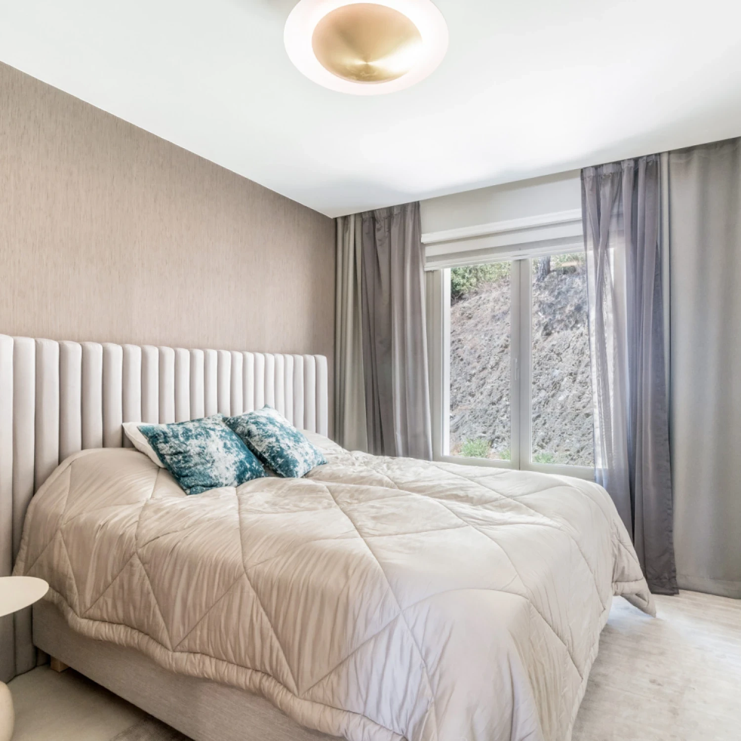 Click to open gallery