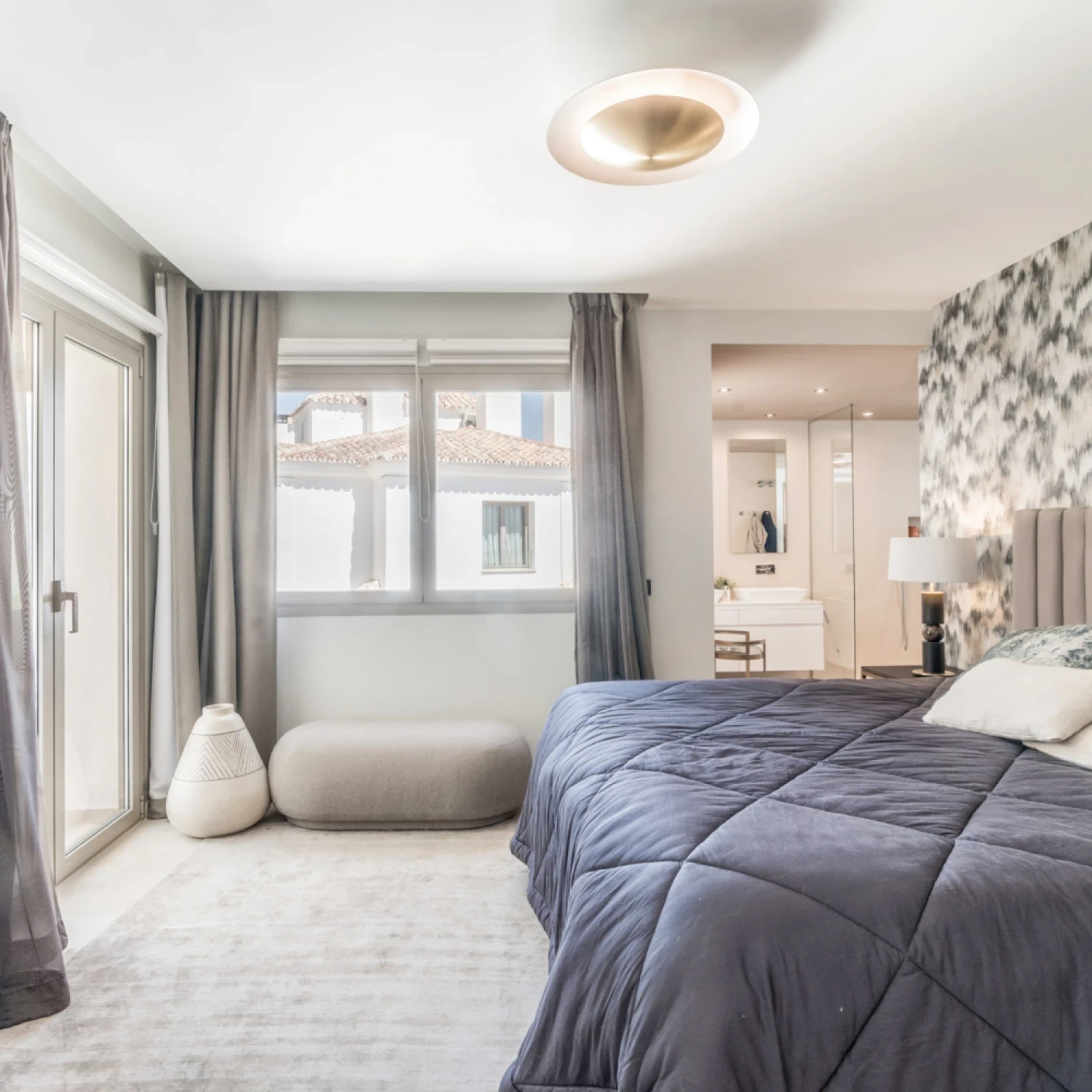 Click to open gallery