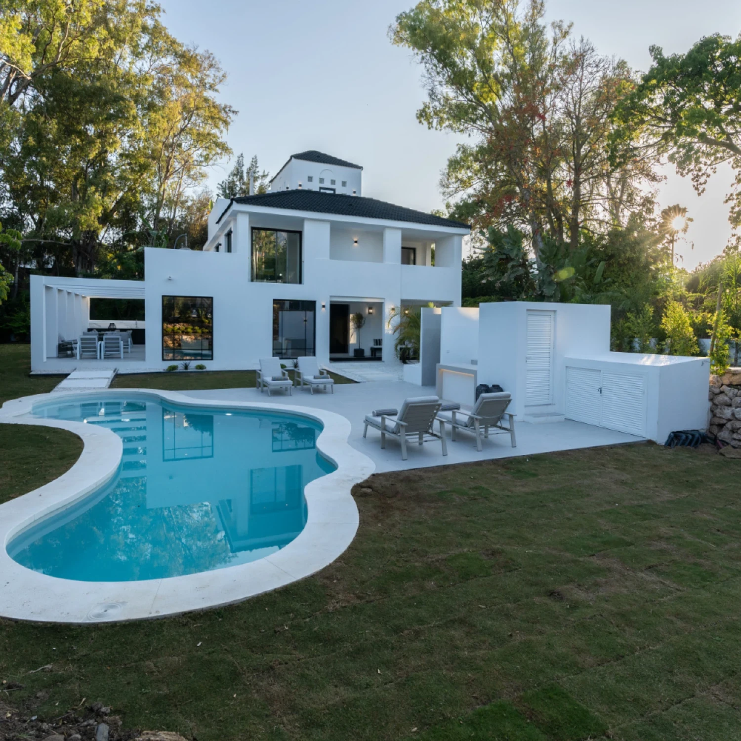 Click to open gallery