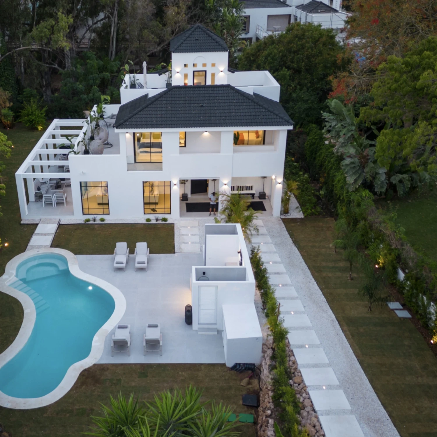 Click to open gallery