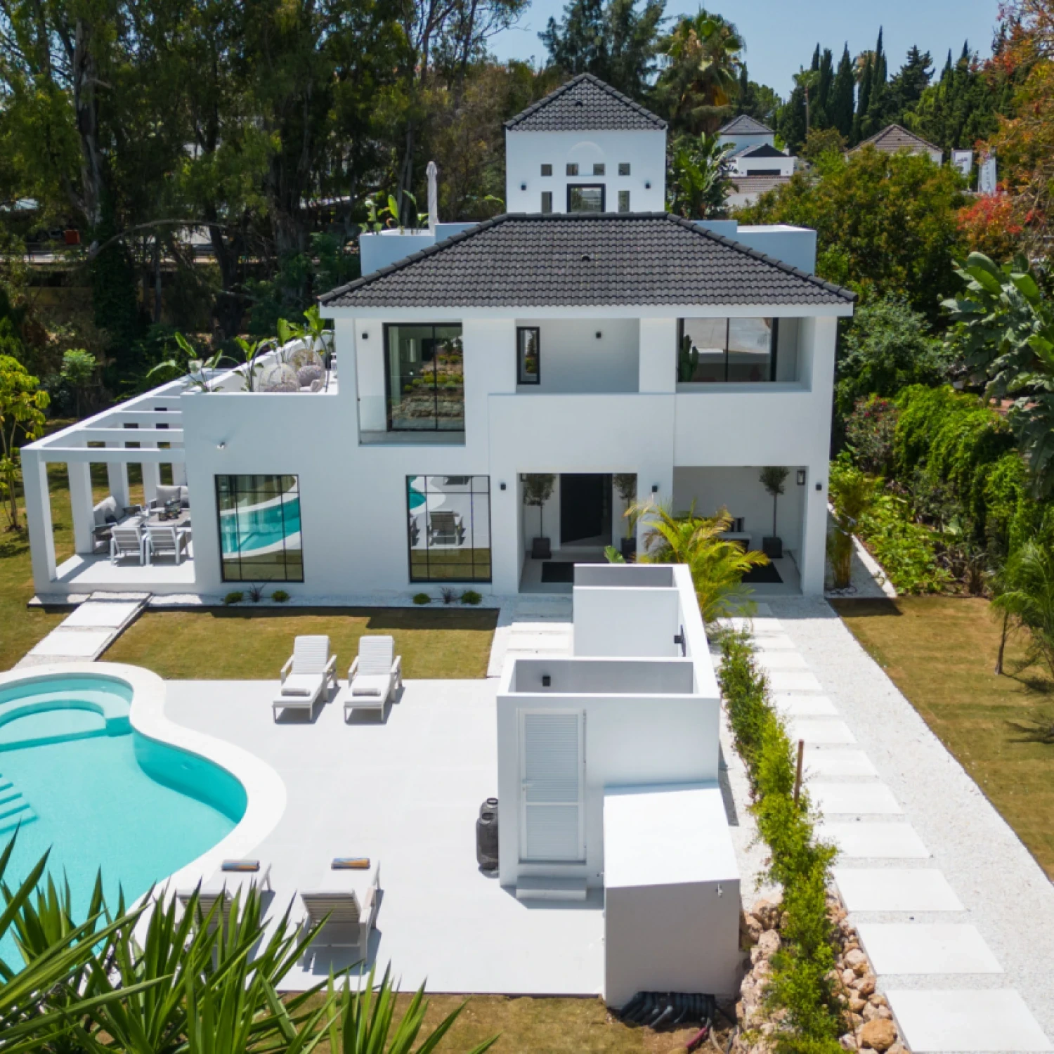 Click to open gallery