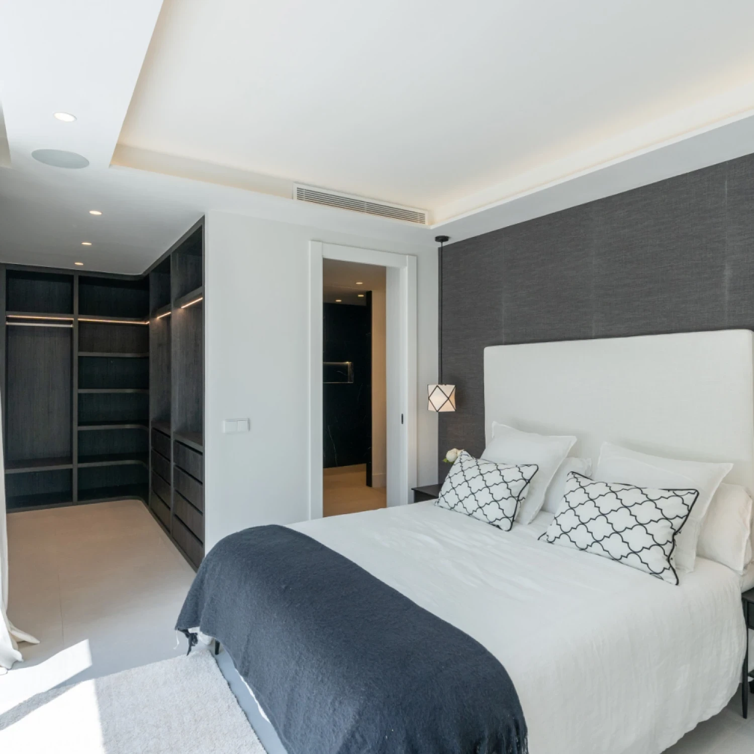 Click to open gallery