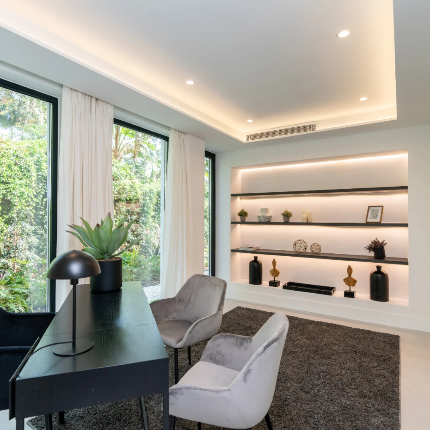 Click to open gallery