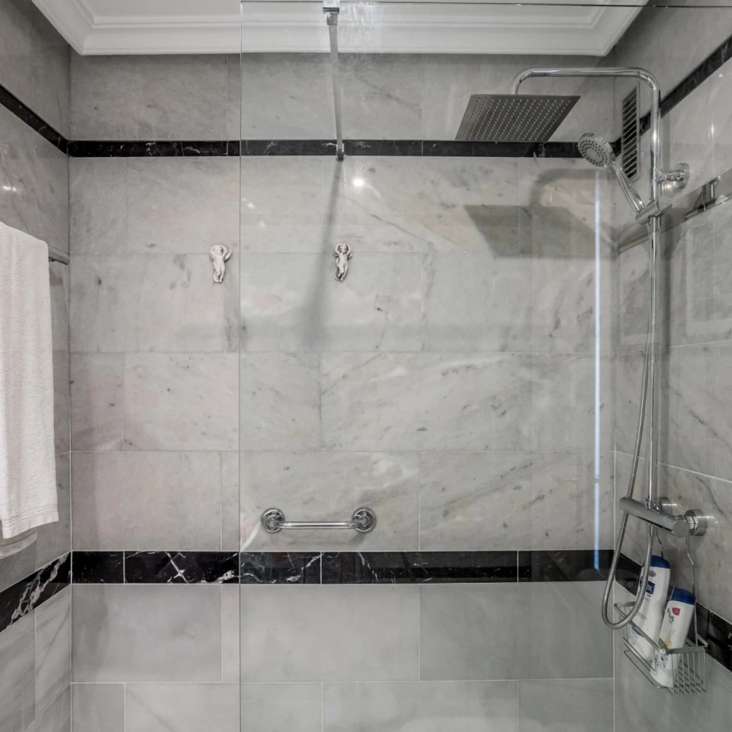 Click to open gallery