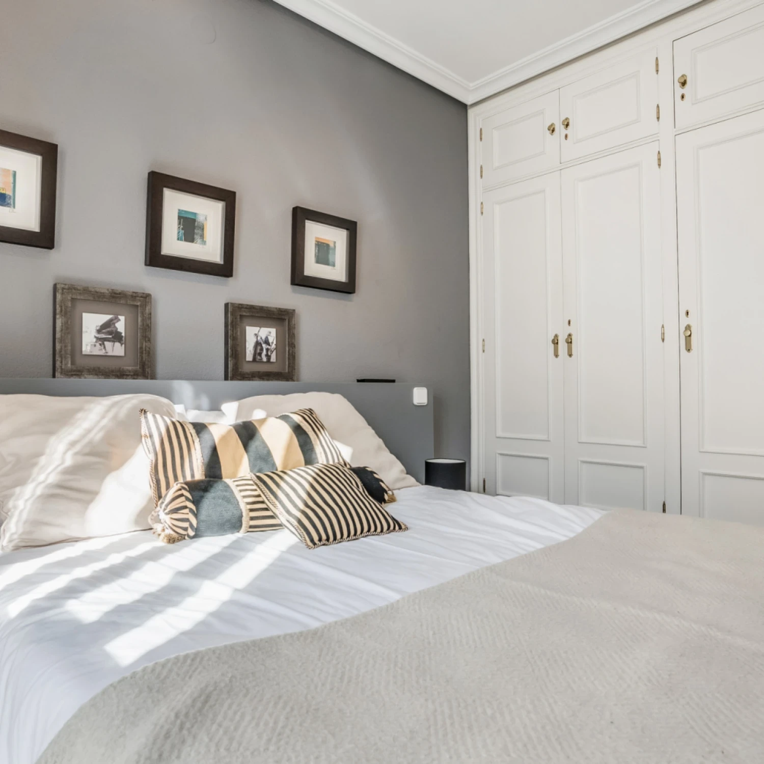 Click to open gallery