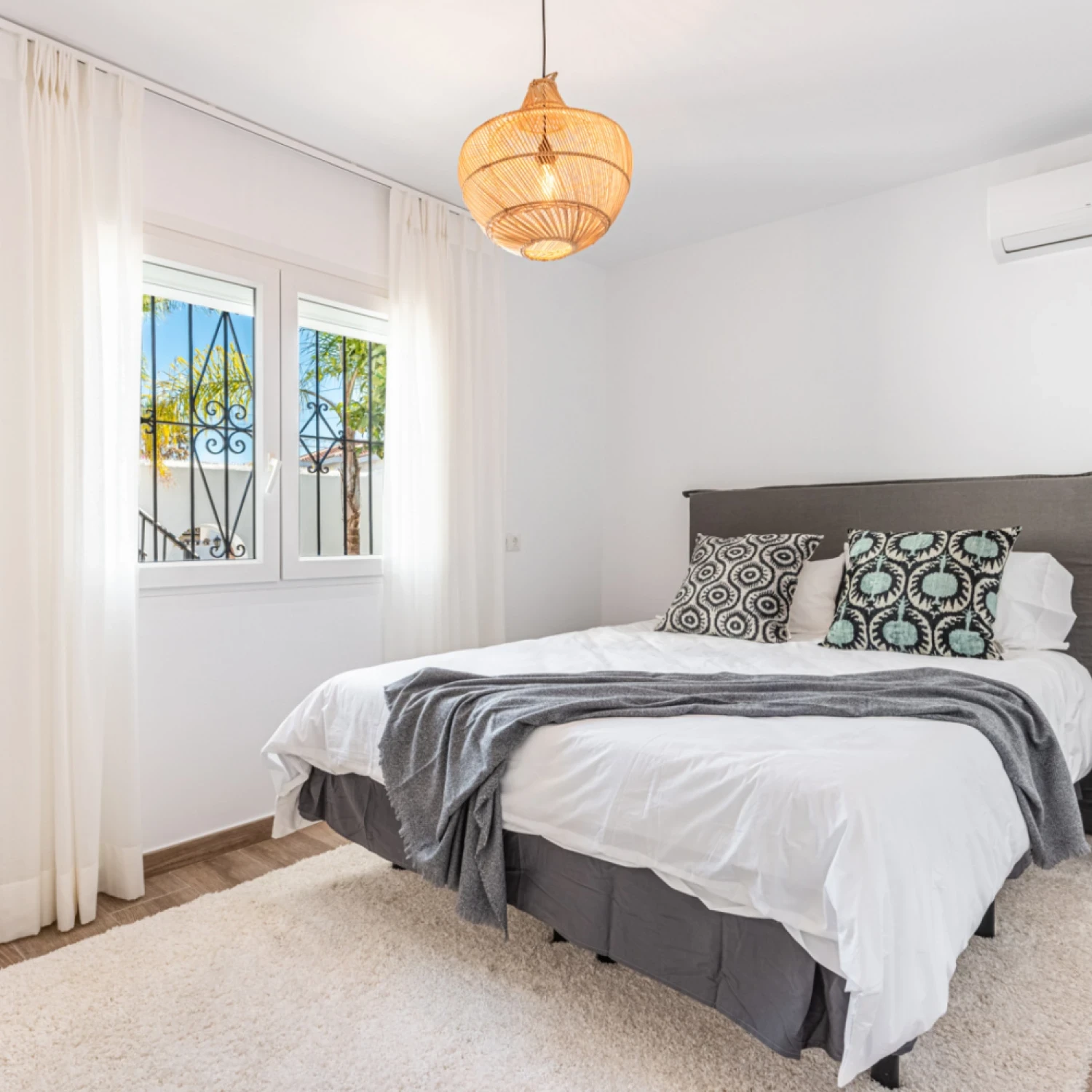 Click to open gallery