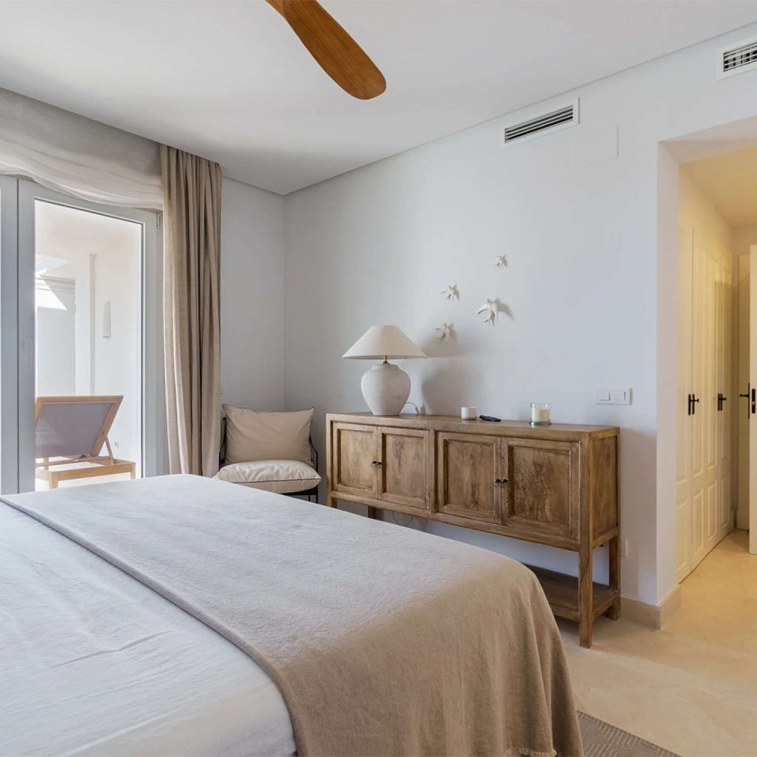 Click to open gallery