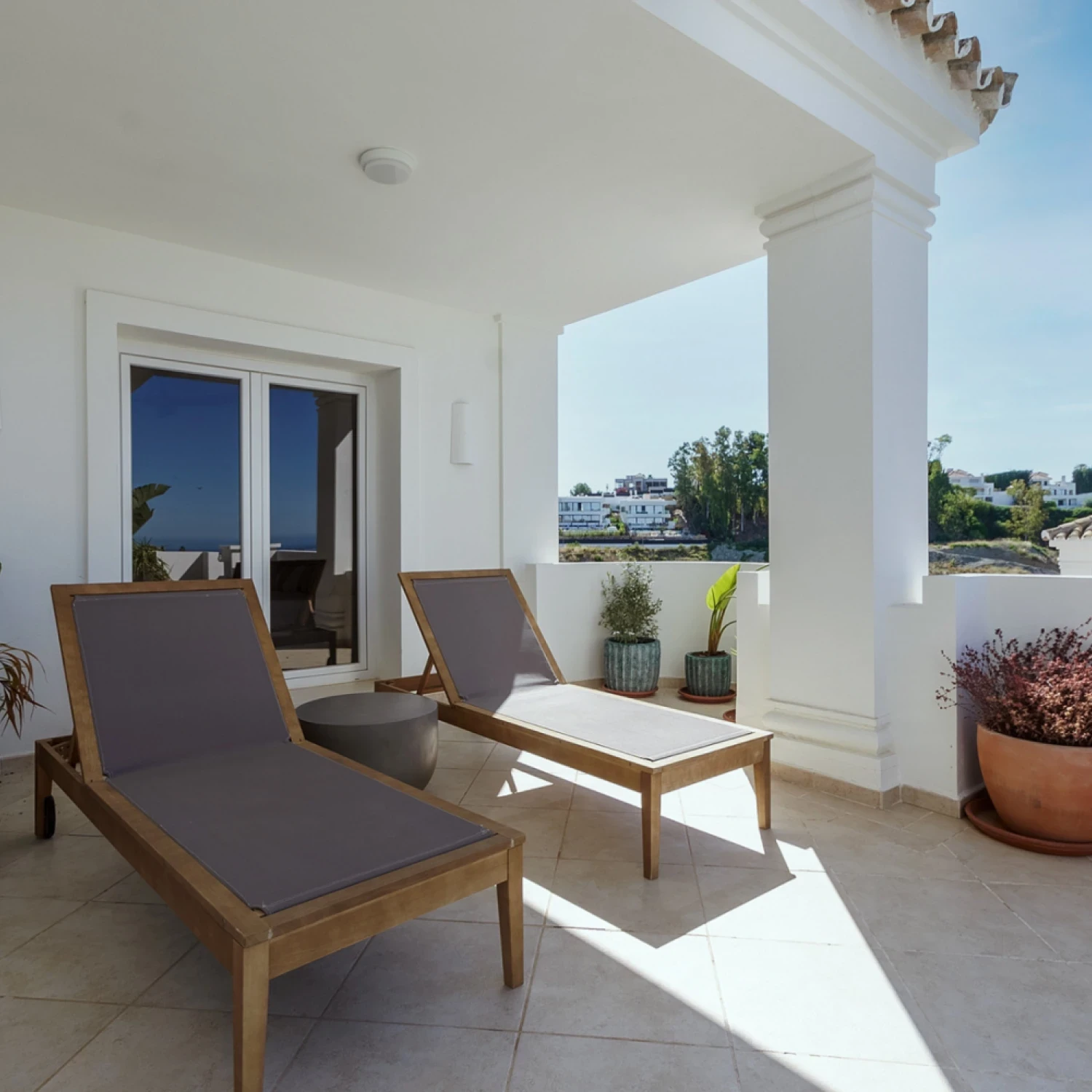 Click to open gallery