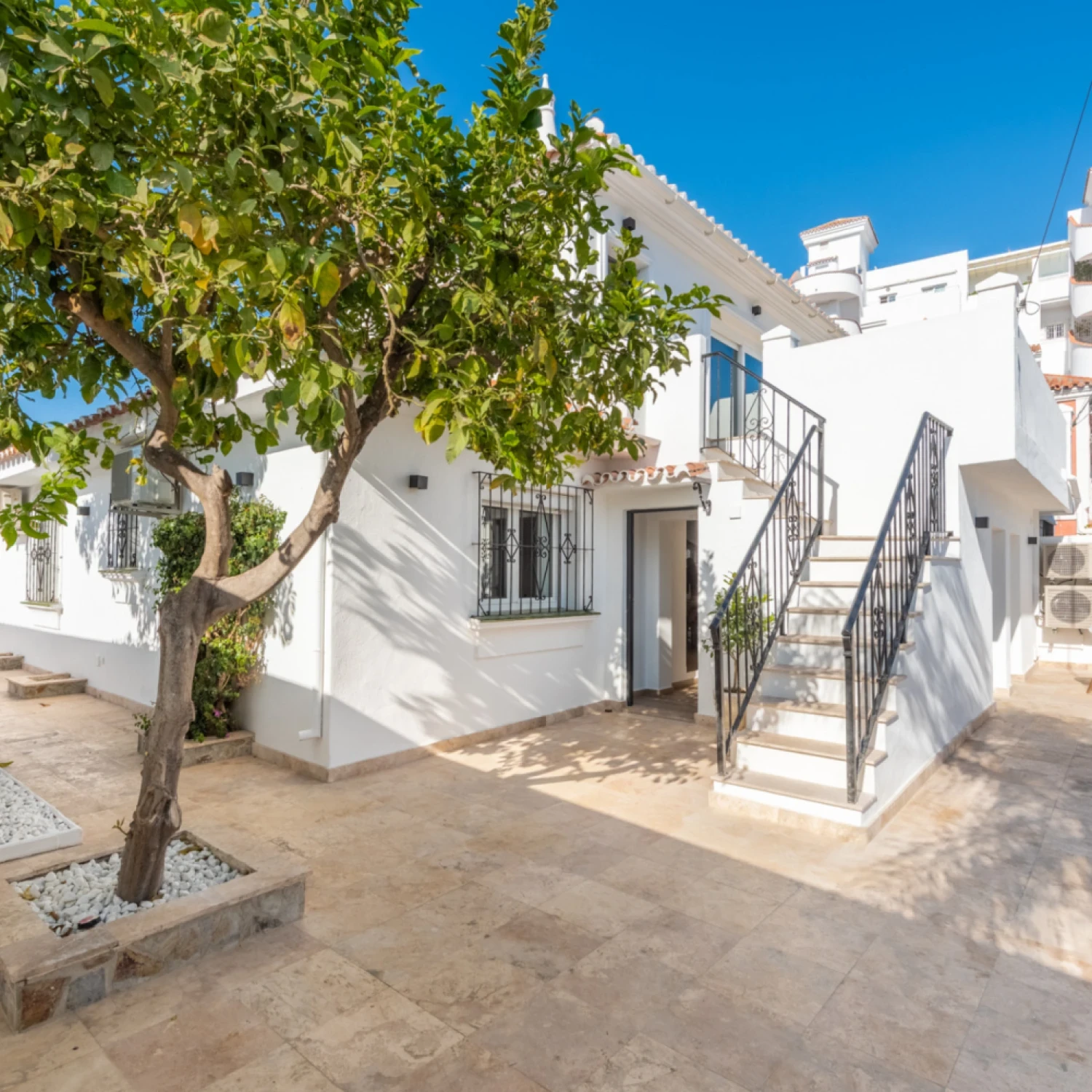 Click to open gallery