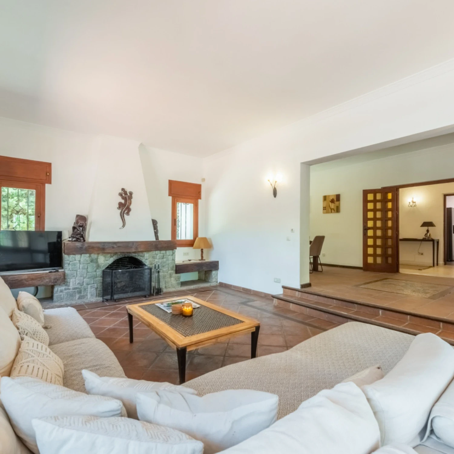 Click to open gallery