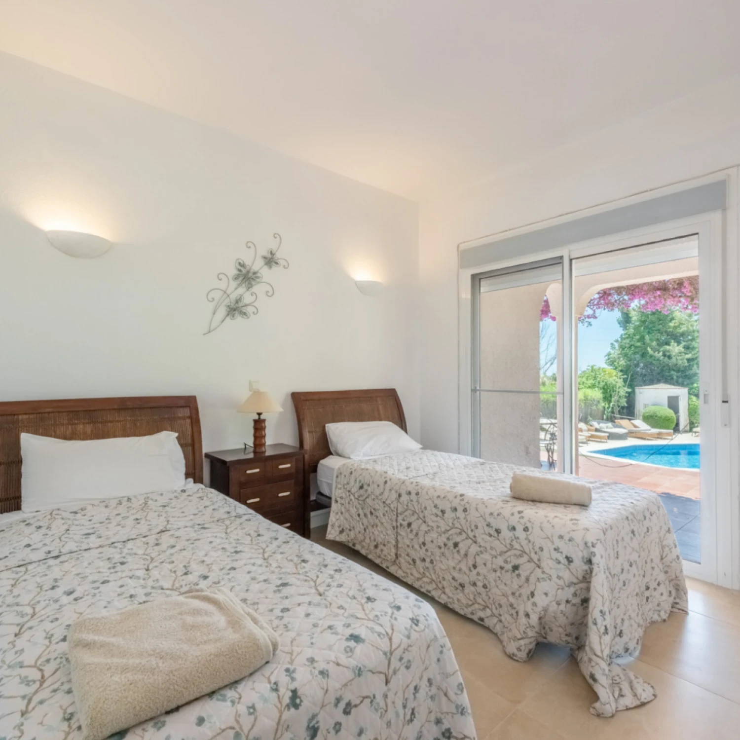 Click to open gallery