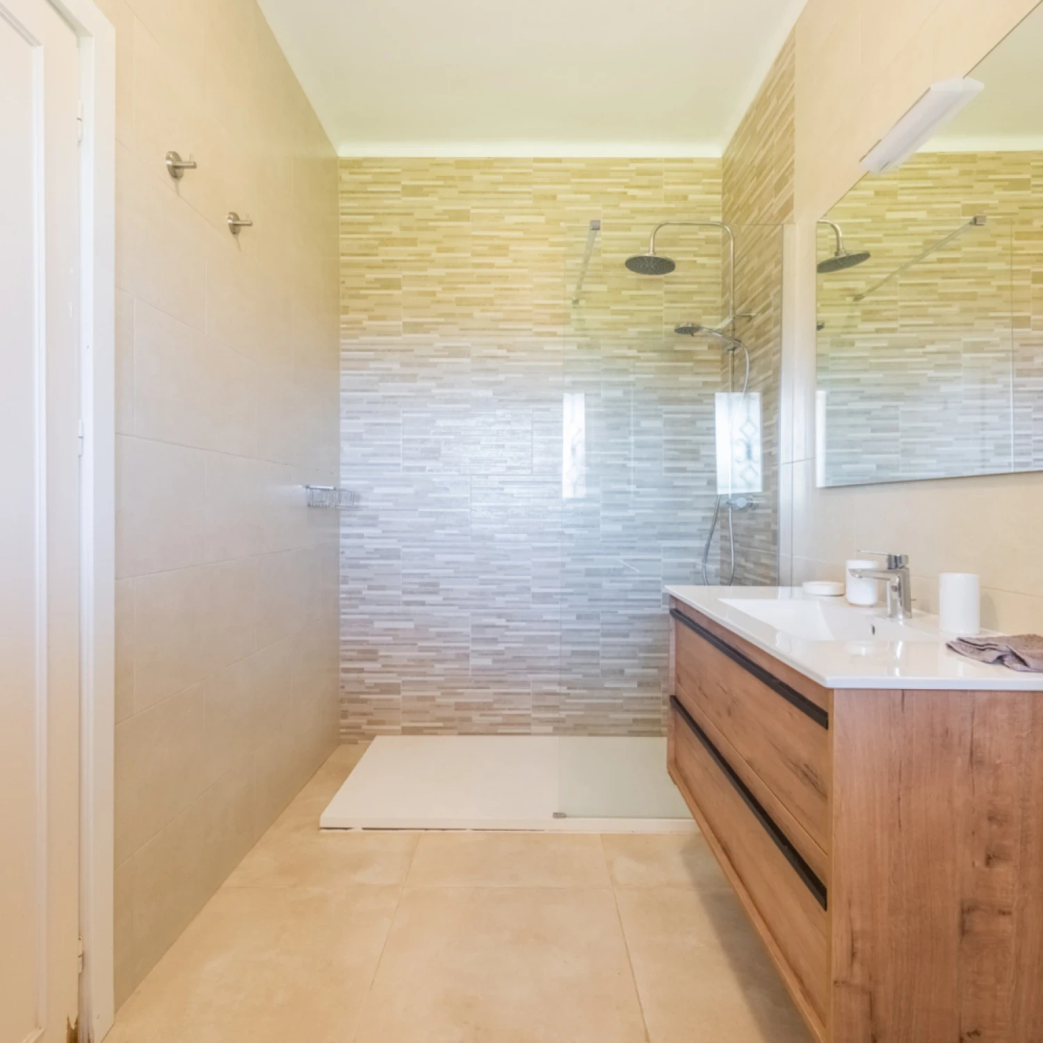 Click to open gallery