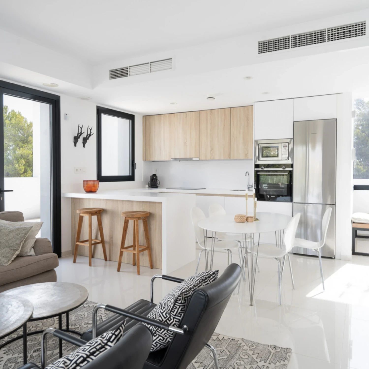 Click to open gallery