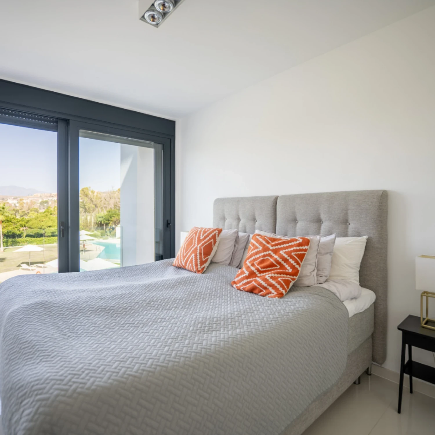 Click to open gallery